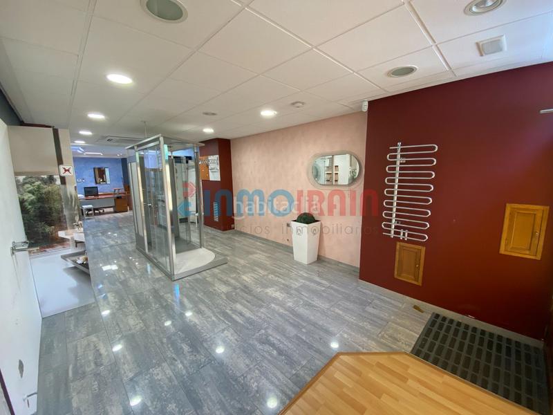Foto 1f1cb5d9-f4c9-4dca-85ee-91df5285068f. Local comercial local en plena avenida de navarra . ideal para emprender tu negocio en una ubicación estratégica. en Beasain