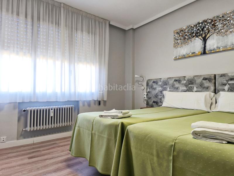 Foto d4e4b2ce-a2a9-4ee0-9560-3a649336d510. Piso  con terraza y vistas al espolón, centro . en Logroño