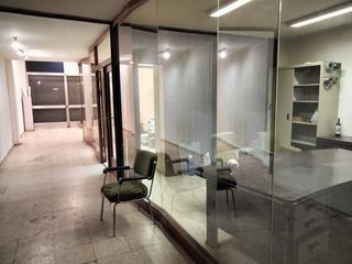 Rent Business premise  Logroño - rey pastor. Amplio local con muchas posibilidades.  ideal para profesionales