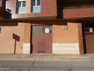 Local commercial  Lardero - nocedillo. Local en venta en lardero de 52 metros cuadrados  junto al parqu