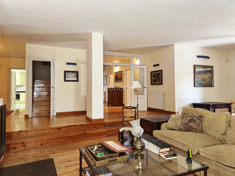 Foto d2d9ddd9-8e68-4fec-aaf6-fc7115b2f0cc. Maison avec chauffage parking dans Lardero