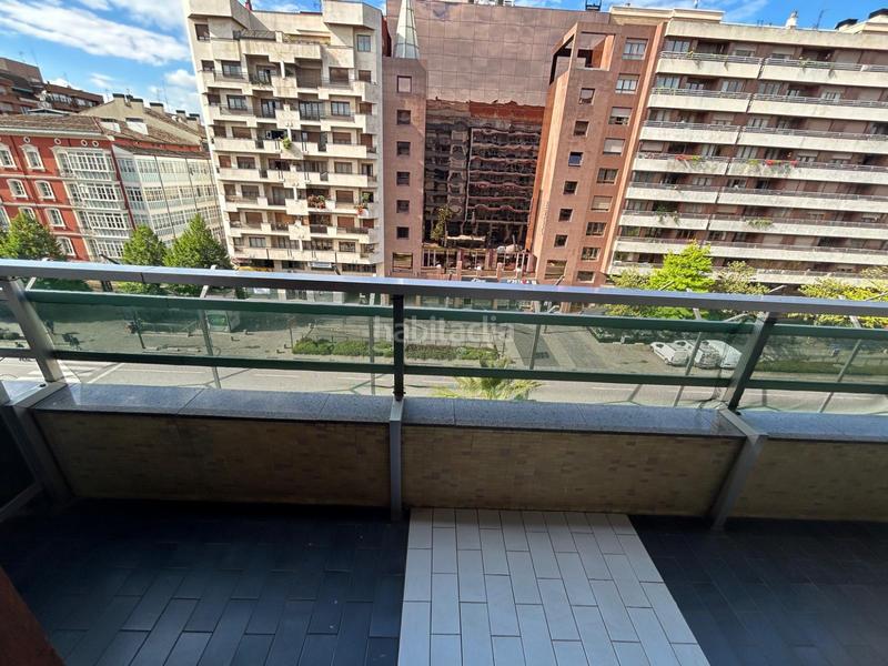 Foto 4b94f7fb-e781-4419-9d3e-d8121185e028. Alquiler piso  en alquiler en Gran Via, centro en Logroño