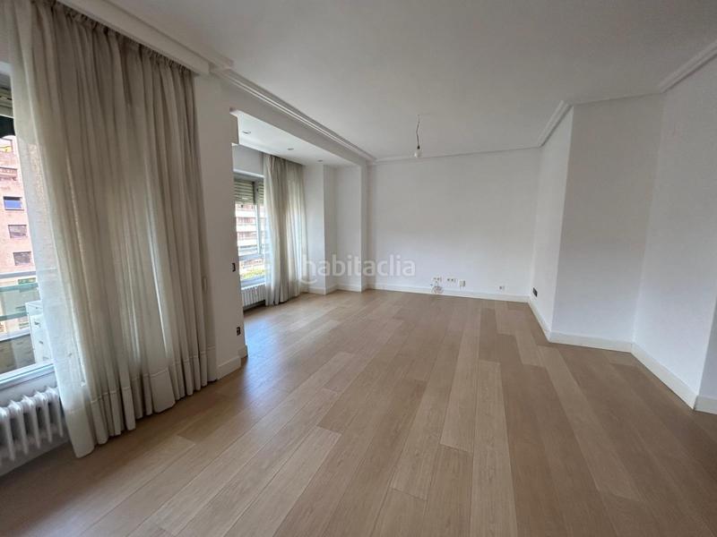 Foto 5aa5633b-ae75-4860-986f-74b80f179c3e. Alquiler piso  en alquiler en Gran Via, centro en Logroño
