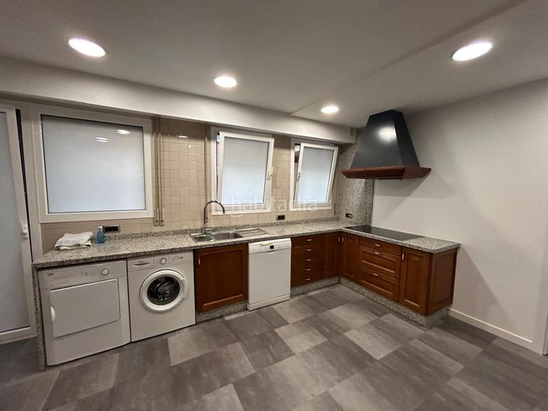 Foto 071b87c4-3d50-4280-8b8b-fb7b7f4eb60a. Location appartement avec chauffage parking dans Gran Via Logroño