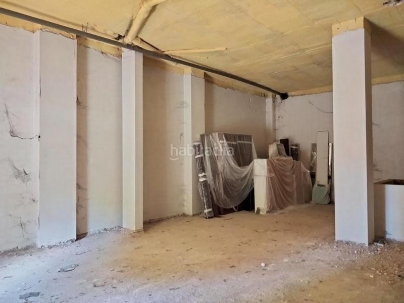 Foto 068c7a1b-5a09-4800-b486-ae31064fd8f0. Alquiler local comercial local de 129 metros cuadrados en venta y alquiler. diáfano. cuenta con salida de humos. en Logroño