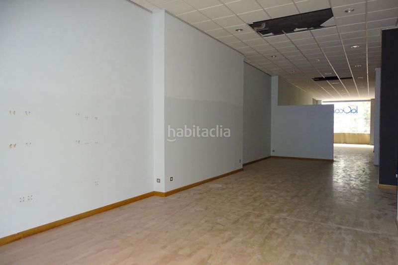 Foto 15b3ac2a-1c1f-4757-89d7-db58bb262cbc. Local comercial  en venta en Gran Via Logroño