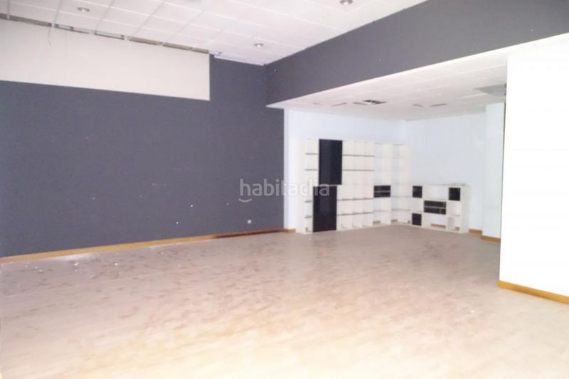 Foto d9251510-9103-41fc-9e80-7bc2a0f430ed. Local comercial  en venta en Gran Via Logroño