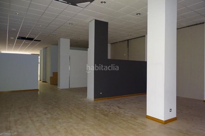 Foto ec48a7d9-942f-489c-8ac1-901b01df2a42. Local comercial  en venta en Gran Via Logroño