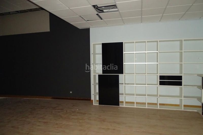 Foto eec1bdc7-ee14-4538-85b7-92830c00dc3f. Local comercial  en venta en Gran Via Logroño