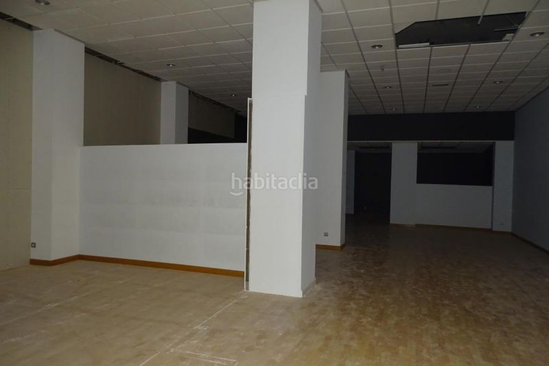Foto f7c7754b-4db6-49cd-9ae8-36636caa7d4b. Local comercial  en venta en Gran Via Logroño