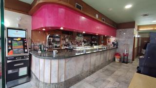 Local commercial  Logroño - lardero. Bar en funcionamiento en pleno centro junto a plaza 1 de mayo.