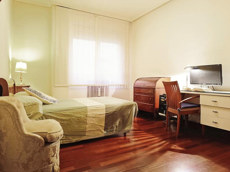 Foto b740f238-f088-44e5-a86c-06bb436ab44f. Piso  en venta en san anton, centro en Gran Via Logroño