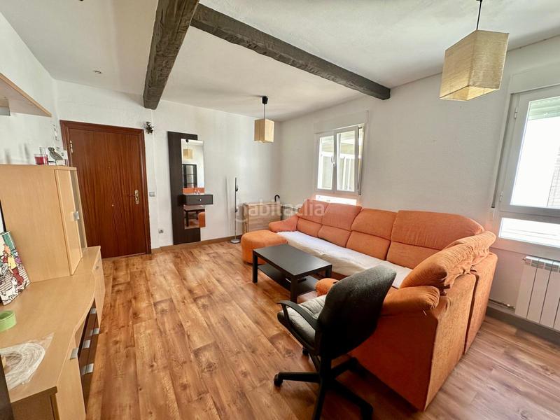 Foto c84f459c-2b48-48fa-aead-9601350390f7. Alquiler piso atención piso en alquiler en el corazón ! presentamos un exclusivo piso situado en la zona centro, ideal para quienes bu en Logroño