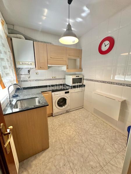 Foto eb83af64-b0eb-4016-bfeb-d3a844d89a61. Alquiler piso atención piso en alquiler en el corazón ! presentamos un exclusivo piso situado en la zona centro, ideal para quienes bu en Logroño