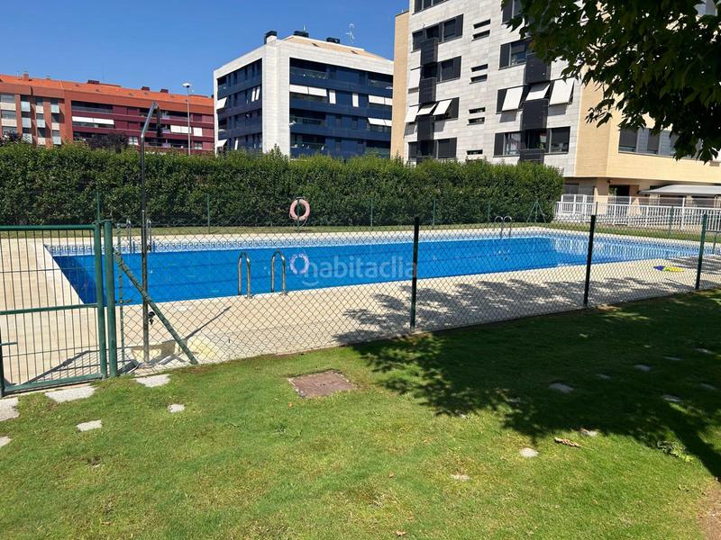 Foto c04960ab-82b0-418d-bdb7-4877374f19a1. Lloguer pis amb calefacció aparcament piscina a La Cava - Fardachón Logroño