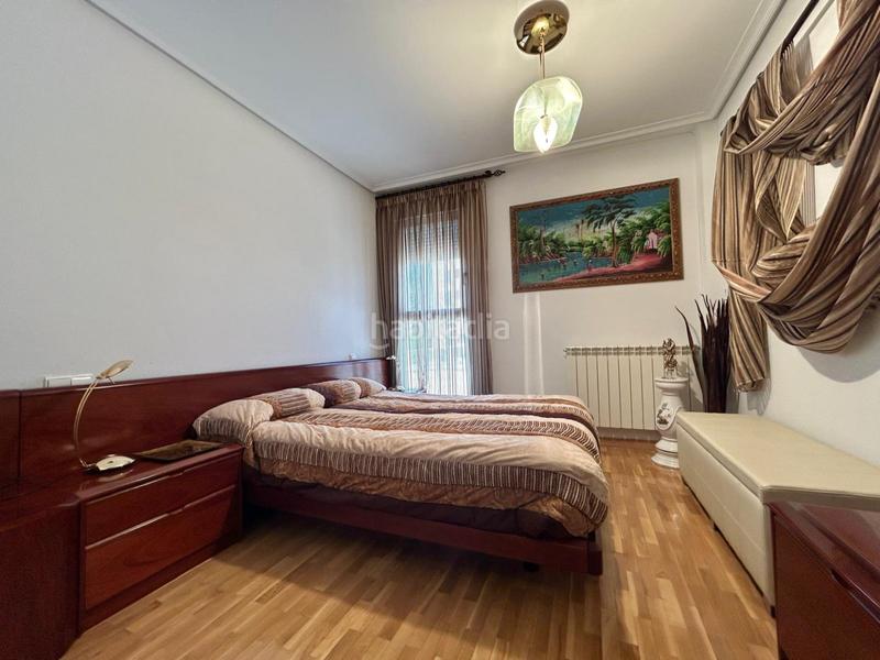 Foto 554a64ab-29c5-415d-be37-519059f35004. Location appartement avec chauffage parking piscine dans Logroño