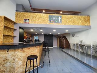 Local commercial à Oeste. Local en venta en el centro de  logroño