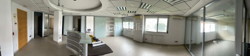 Foto 2a2c81ca-0177-422d-917f-3c3c5f1e8ad0. Oficina excelente oficinas en Los Lirios en Los Lirios Logroño