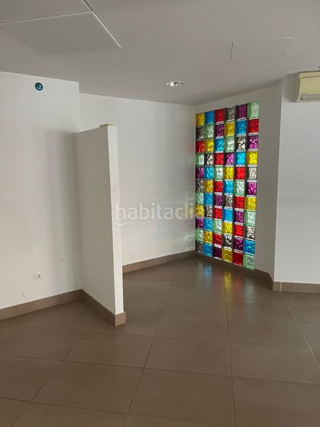 Foto 5371c605-052f-4c3f-bf6f-b9c3a270e68c. Oficina excelente oficinas en Los Lirios en Los Lirios Logroño