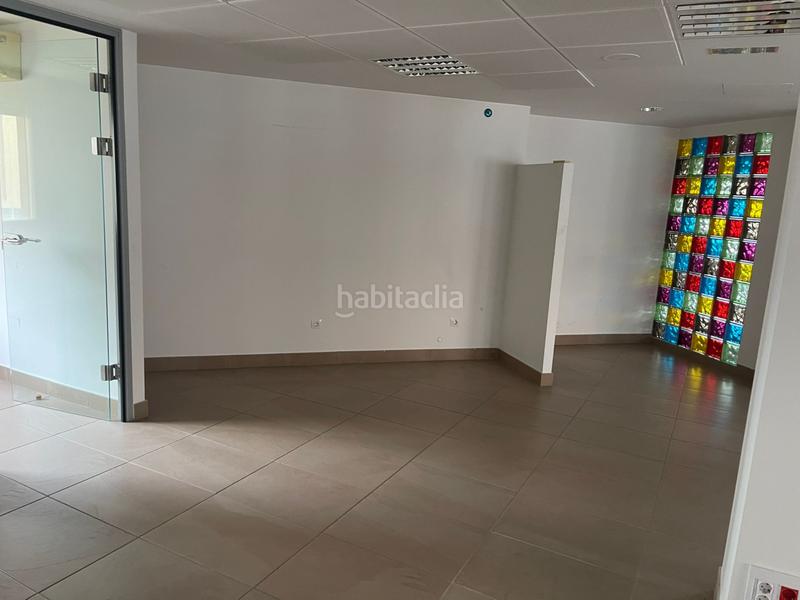 Foto 84992957-7b0d-48c6-bb01-787fa66ea74a. Oficina excelente oficinas en Los Lirios en Los Lirios Logroño