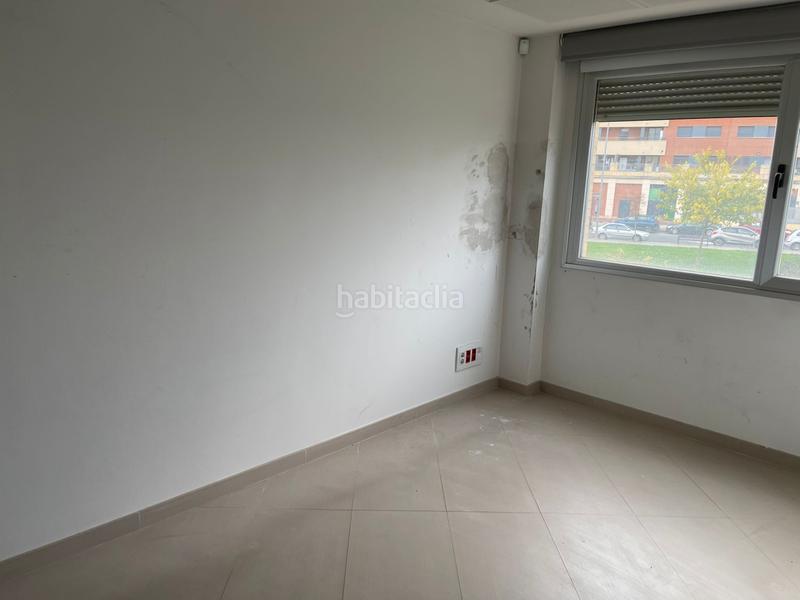 Foto 8bbac699-4a55-4733-a903-bd11b72d7d71. Oficina excelente oficinas en Los Lirios en Los Lirios Logroño