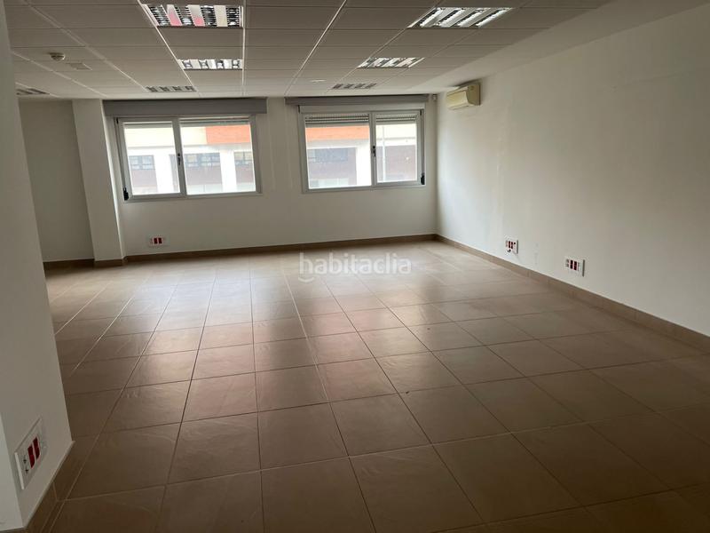 Foto 91edbc13-69ff-413d-b092-e73d2cd1ebab. Oficina excelente oficinas en Los Lirios en Los Lirios Logroño