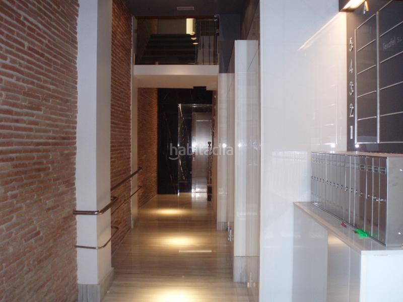 Foto 65dc5560-bdc9-4bff-8f36-7fb213838a54. Rent office space with heating in Gran Via Logroño