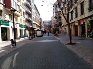 Alquiler Local Comercial  Logroño - cl doctores castroviejo. Local comercial en alquiler en el centro de logroño.