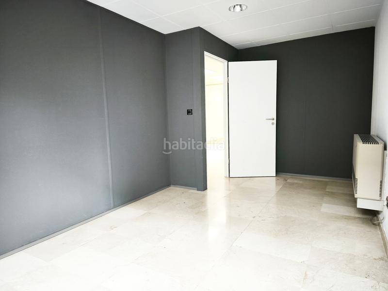 Foto 63d4210c-9ed8-465a-aef7-a931af3ddd67. Rent office space with heating in Gran Via Logroño