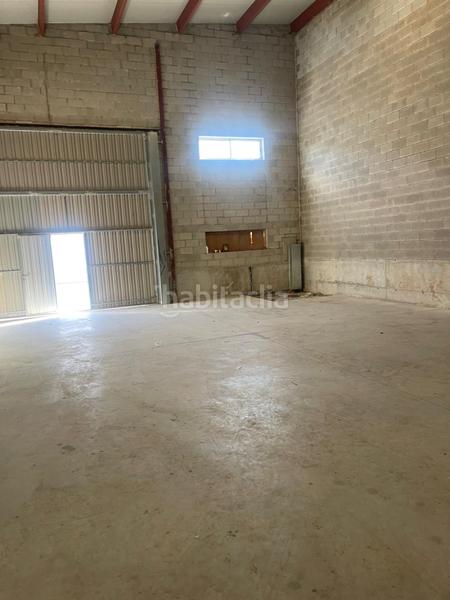 Foto e2b41e89-2867-4285-9721-5fdbfeb0c65d. Miete fabrikhalle in Oyón / Oion