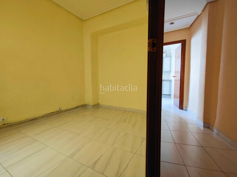 Foto 0fc3d2fa-3d01-4ecb-b797-e3adff9f6590. Piso  de 3 habitaciones en venta en el centro en Logroño
