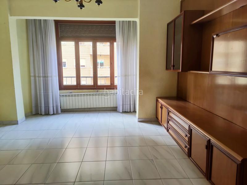 Foto 1fb3c467-be65-4dc6-81c4-ed30f971dca5. Piso  de 3 habitaciones en venta en el centro en Logroño