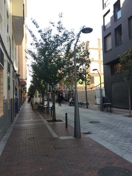 Foto 2d612f5d-e3bd-47cf-ade1-022a18ccf378. Alquiler local comercial comercio en m teresa gil de garate en Logroño