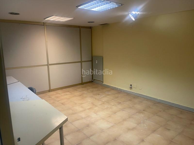 Foto b88fccf1-2142-44b0-a4c1-3c40a98a36d4. Rent office space with heating in Gran Via Logroño