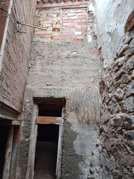 Foto f3d92c10-7c83-4277-b078-9d236f740c67. Casa amb calefacció a Nalda