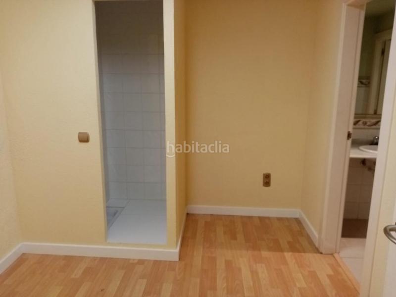 Foto c6bce11b-2dc8-40da-8293-be7b9125581d. Alquiler local comercial local en doctores castroviejo en Logroño