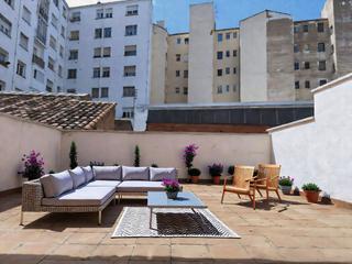 Piso en Residencia. Piso de 3 habitaciones con terraza en avenida solidaridad, logro