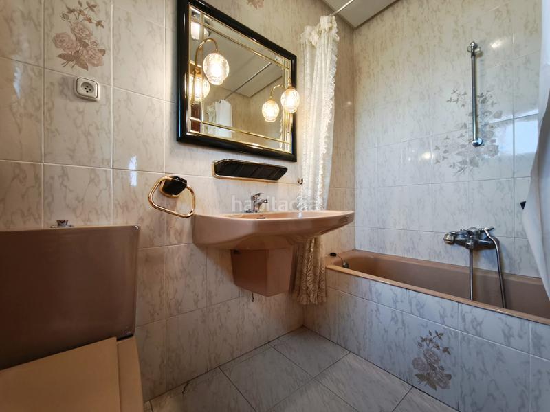 Foto 0e10c3ac-6f91-4bf4-8c6a-ff370889e56a. Casa con riscaldamento parcheggio piscina in Avenida Madrid Logroño