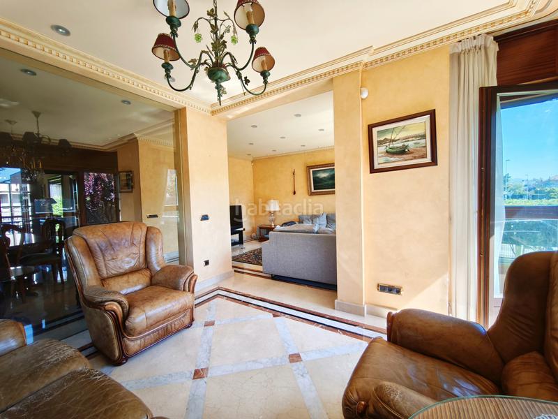 Foto 149b4e39-ecb1-4edb-9594-acccb2e28f07. Casa con riscaldamento parcheggio piscina in Avenida Madrid Logroño