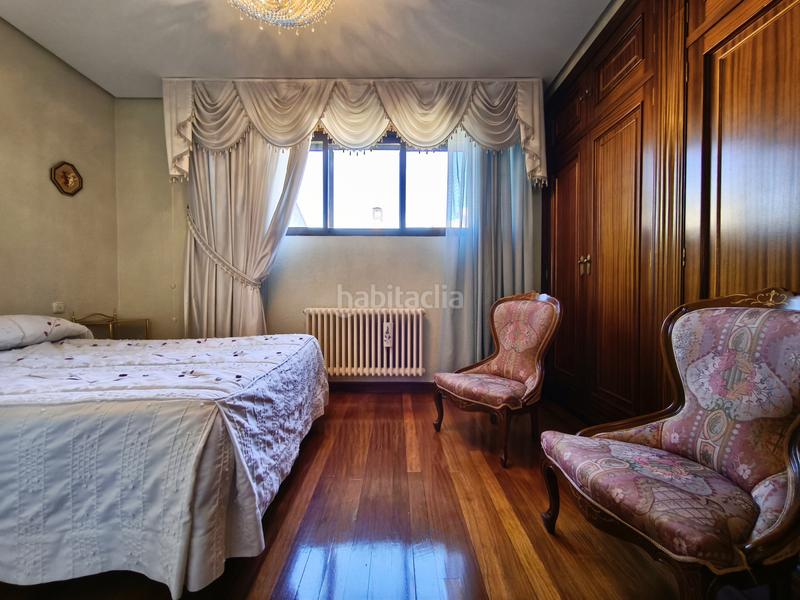 Foto 4cb2a310-fb47-41a0-b65c-5bb38af2a7d3. Casa con riscaldamento parcheggio piscina in Avenida Madrid Logroño