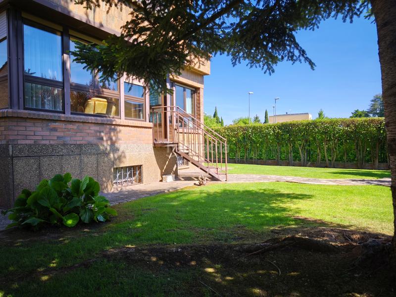 Foto a3f3f11d-cff9-4763-96dd-f079423d2fb2. Casa con riscaldamento parcheggio piscina in Avenida Madrid Logroño