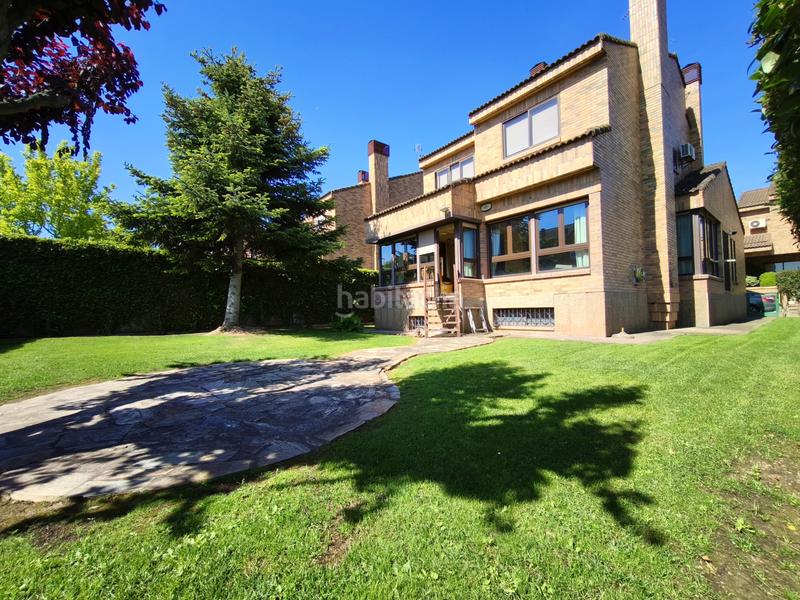 Foto ac6f0f8b-acdd-4a4b-bdb4-85de4d172530. Casa con riscaldamento parcheggio piscina in Avenida Madrid Logroño