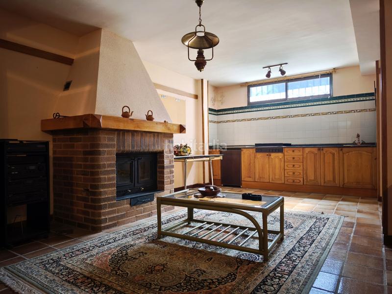 Foto c105d091-71db-4344-9fba-fdc85f141fb0. Casa con riscaldamento parcheggio piscina in Avenida Madrid Logroño