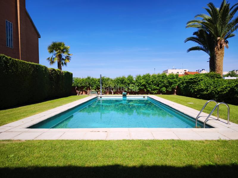 Foto eb6dba36-c9de-43a8-8bdf-1d015afbbec9. Casa con riscaldamento parcheggio piscina in Avenida Madrid Logroño