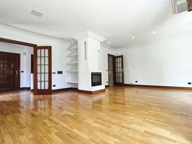 Foto 1b4657a3-c51a-4e66-b345-a7c7551625d9. Casa chalet en avenida de madrid, en Avenida Madrid Logroño