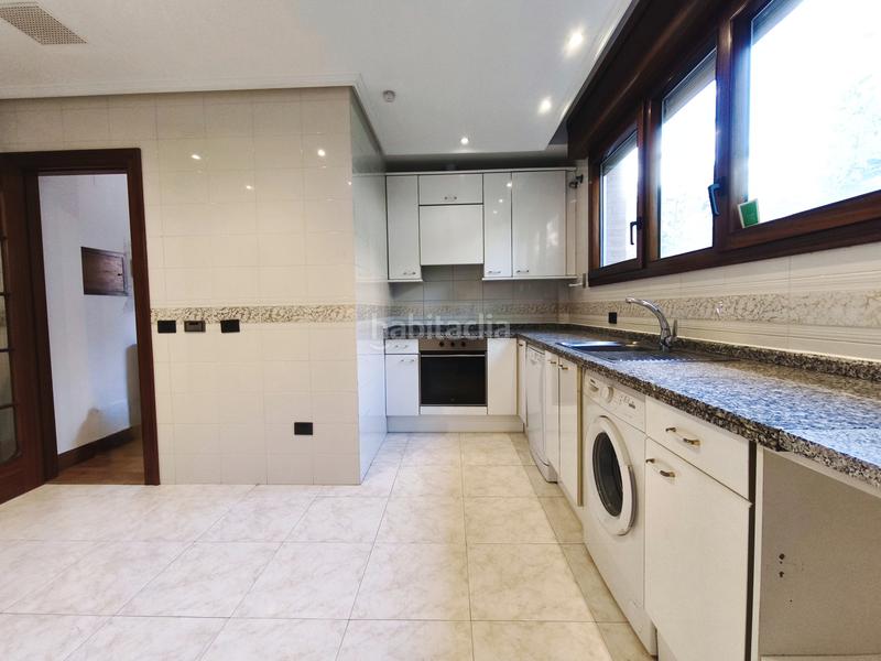 Foto 73f518d9-18b3-419c-bc73-6b570ee43338. Casa chalet en avenida de madrid, en Avenida Madrid Logroño