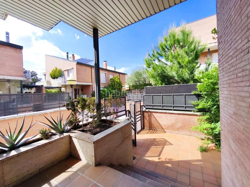 Foto c924f6bf-44cf-4e8d-8929-b3e1731c01bb. Casa chalet en avenida de madrid, en Avenida Madrid Logroño
