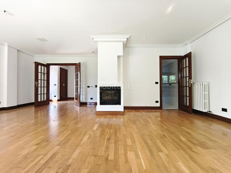 Foto f5f604ad-29b4-41a2-8ca9-eac92408c61b. Casa chalet en avenida de madrid, en Avenida Madrid Logroño