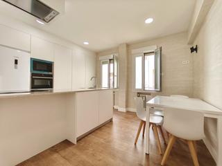 Pis  Logroño - cl doctores castroviejo. Piso reformado de 3 habitaciones en el centro logroño