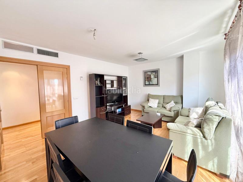 Foto d42c0923-58ca-4aaf-8f29-d9809cf84a76. Piso  de 2 habitaciones amueblado en portillejo en Logroño